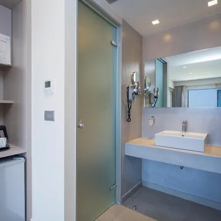 9 Muses Hotell 3*